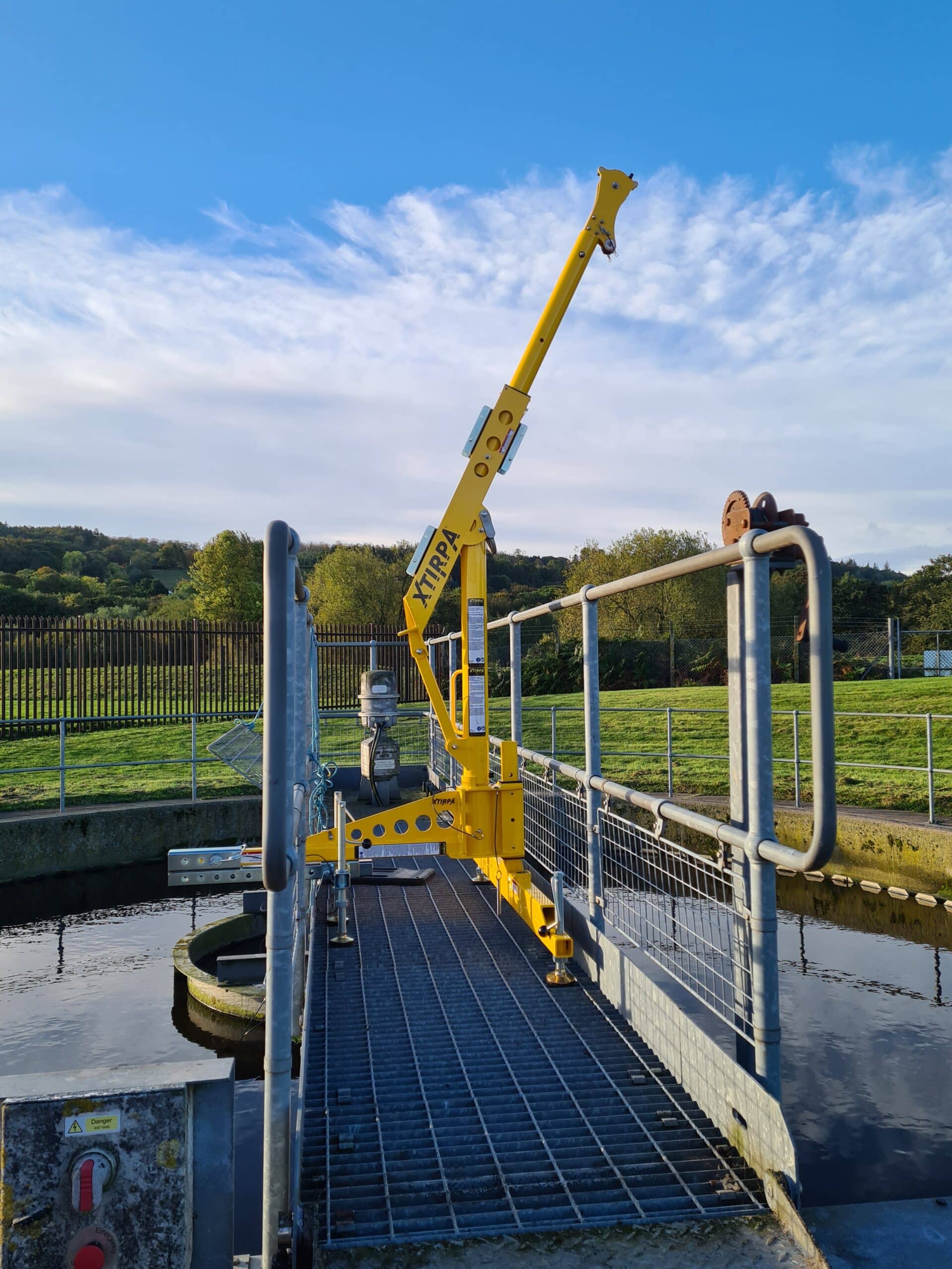 Wastewater treatment plant rooftop guardrail system